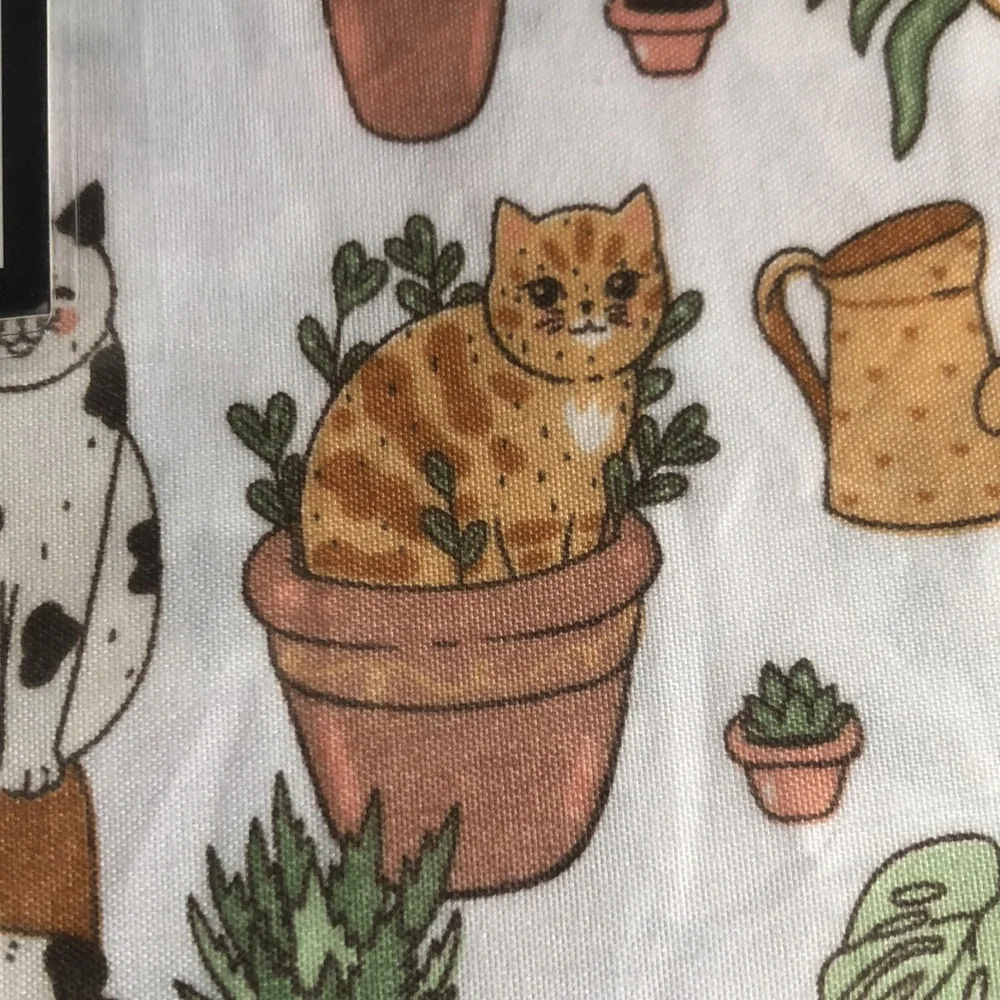 Cozy Companions Cat and Plants Print Sheet Set - QUEEN